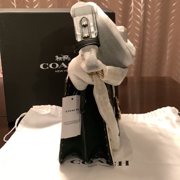 Coach Beat Bag with Rivets BNWT - Picture 3 of 6